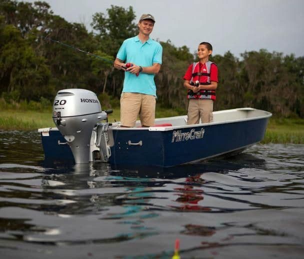 BF20D3SHT 20 HP 15 Shaft Tiller Steering Electric Start Power Trim