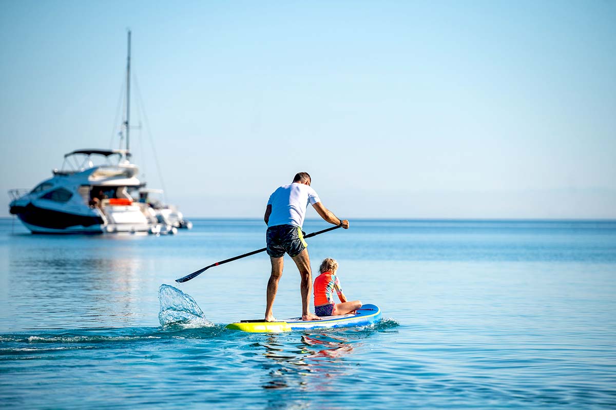 Fun things to do on a boating day paddleboarding