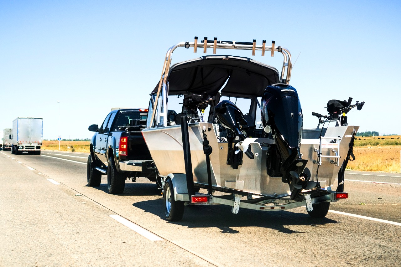 Tips for new boat owners trailering