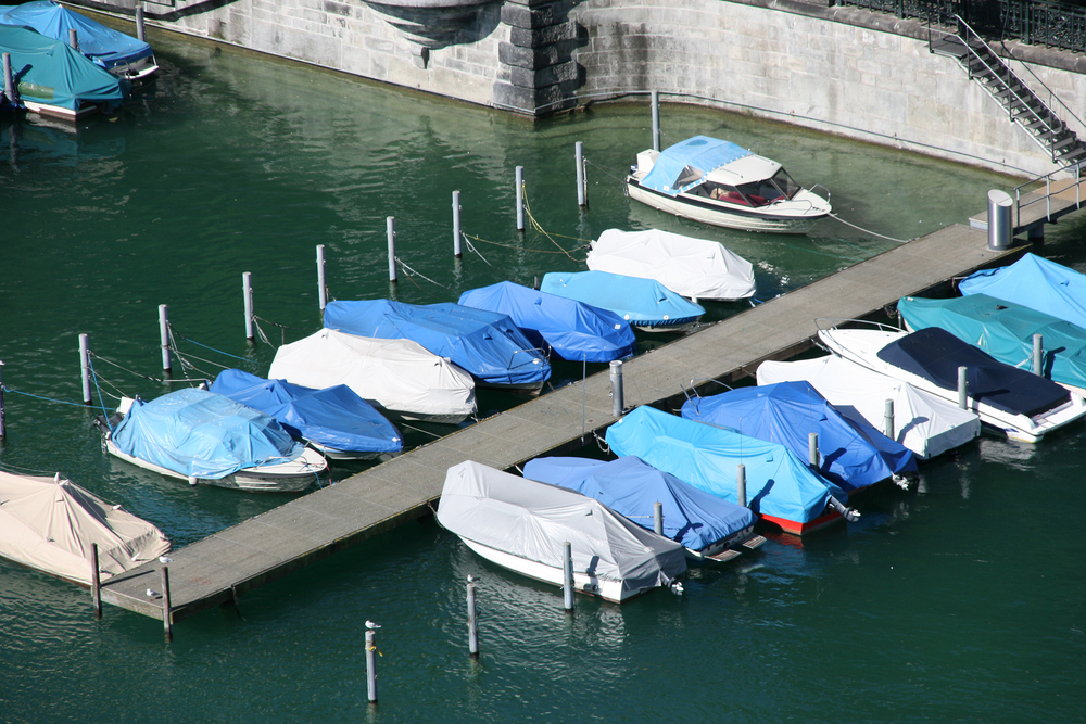 Choosing the right boat cover color selection