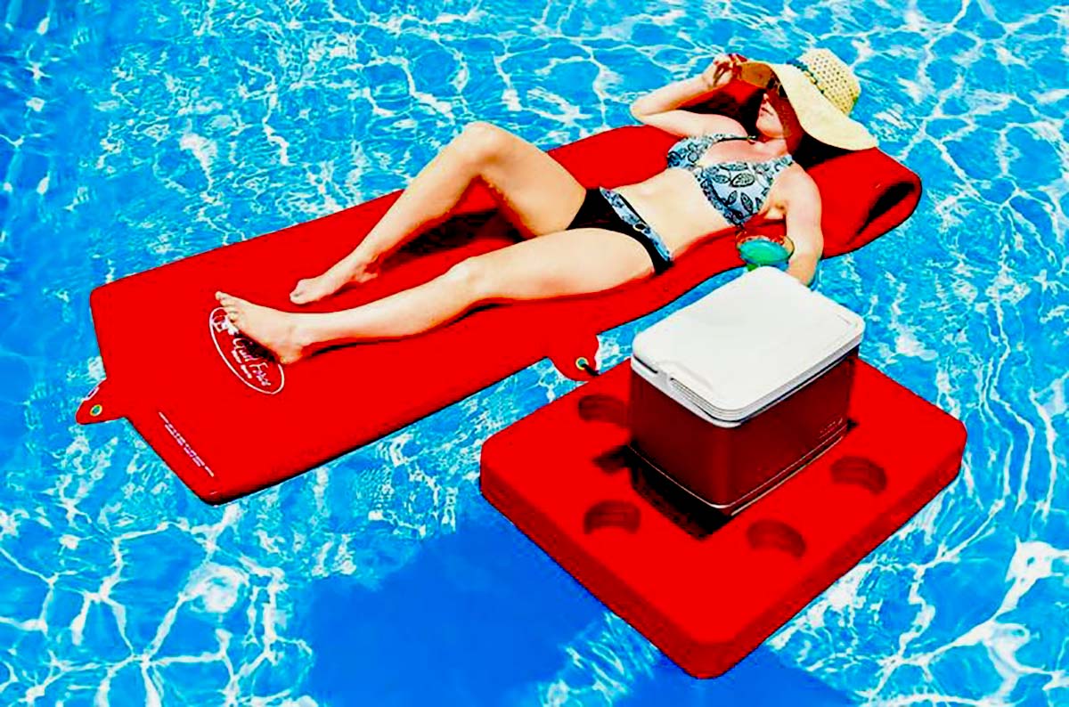 Boat cooler floating tray