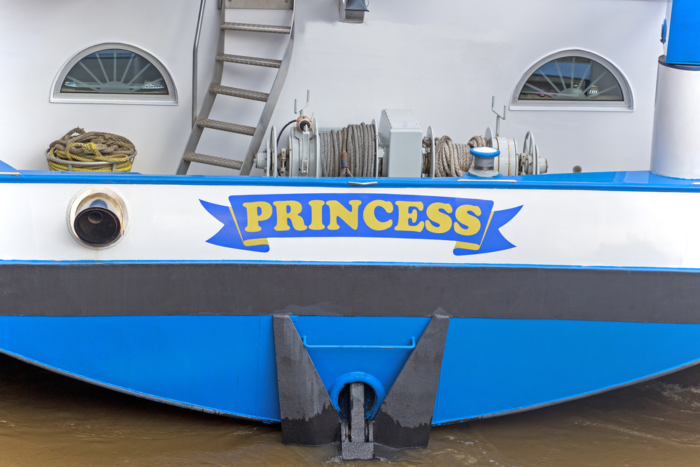 Tips for naming a boat