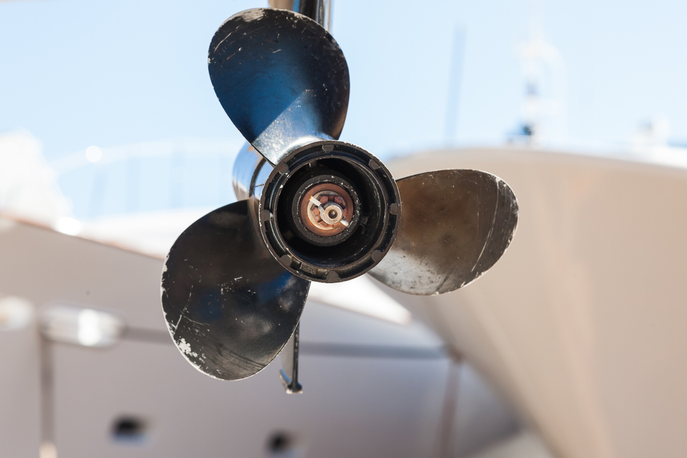 Boat propeller maintenance damage