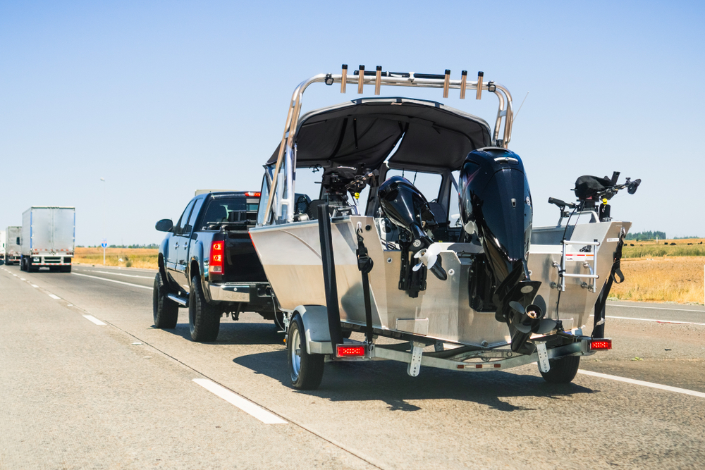 Boat trailer traffic safety tips