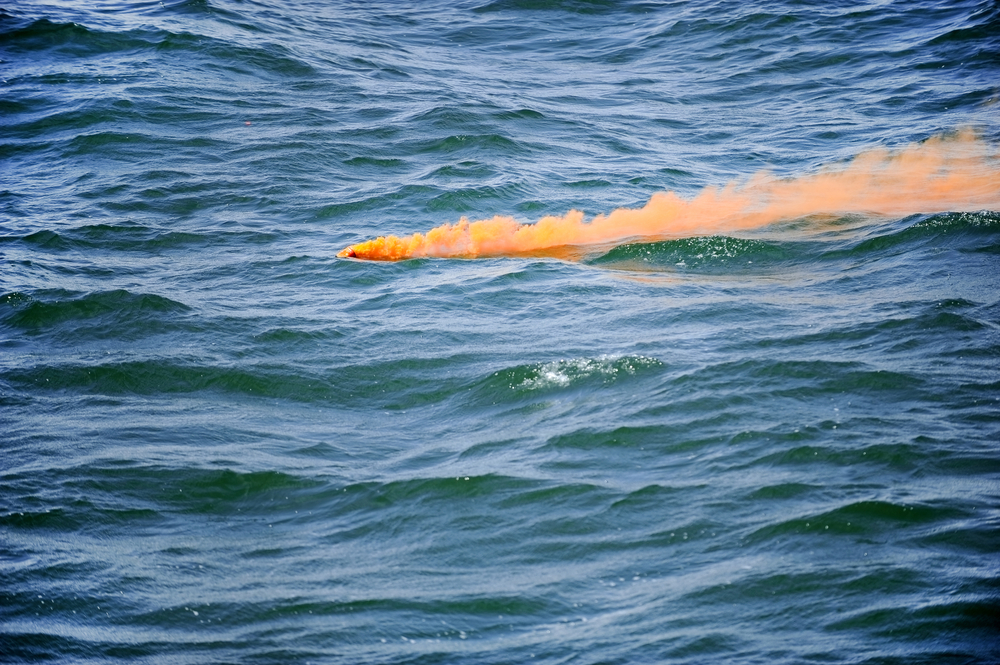 Boat visual distress signals orange smoke