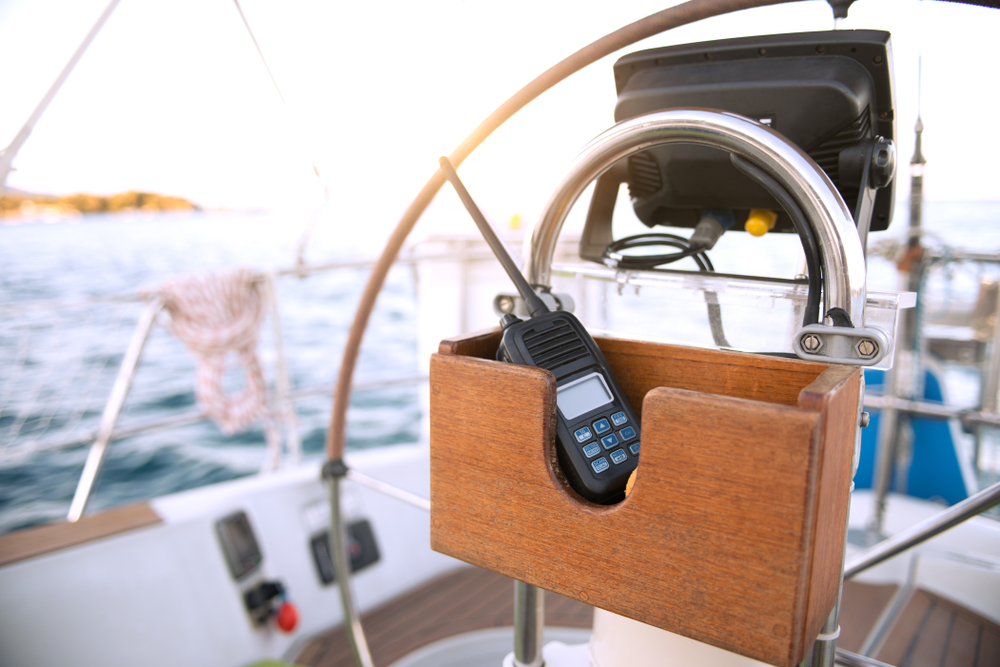 Handheld VHF marine radio