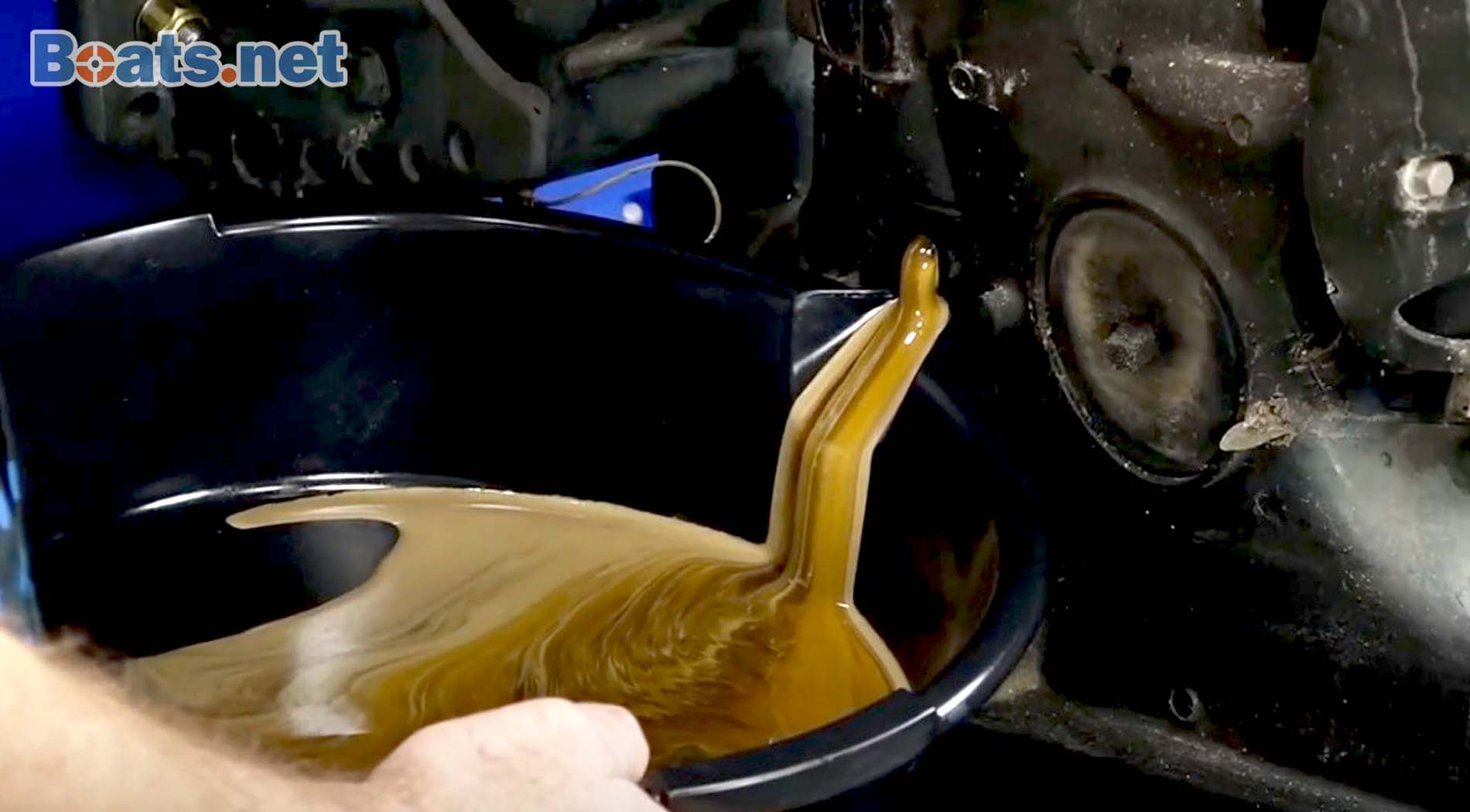 Milky oil in outbaord engine