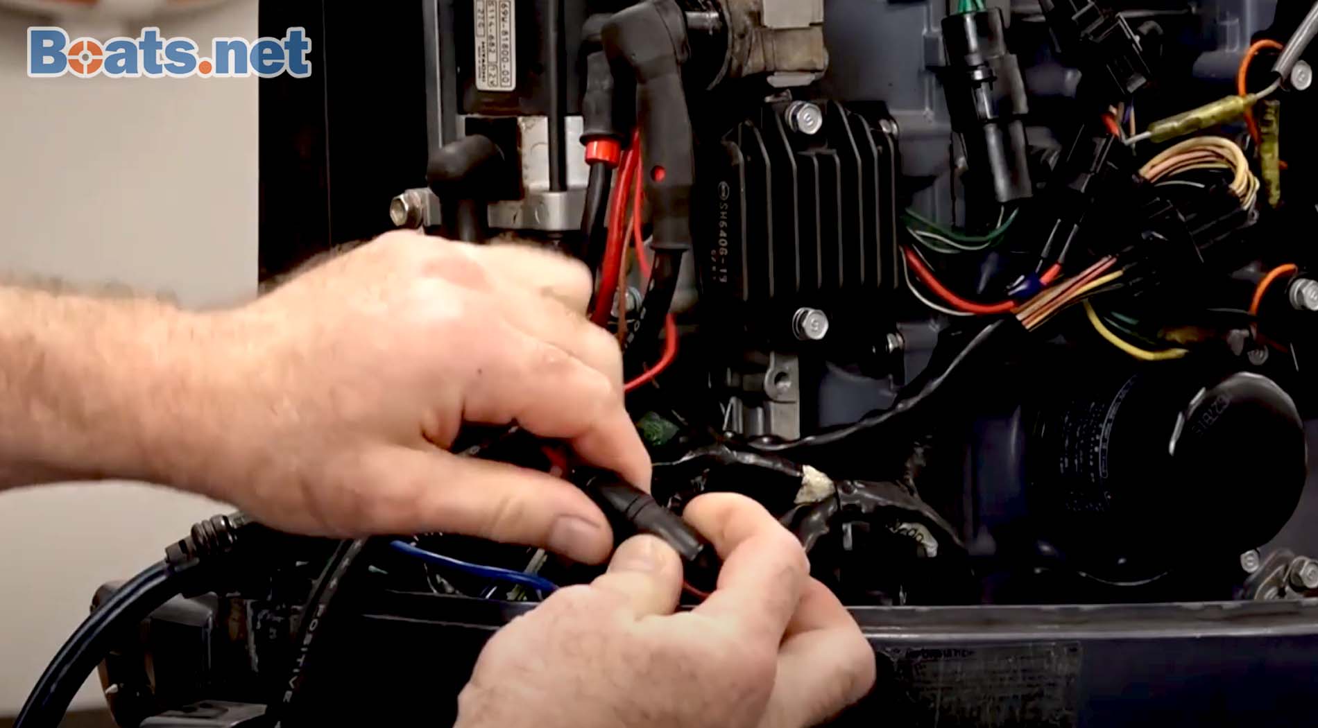 Outboard ignition system troubleshooting fuse