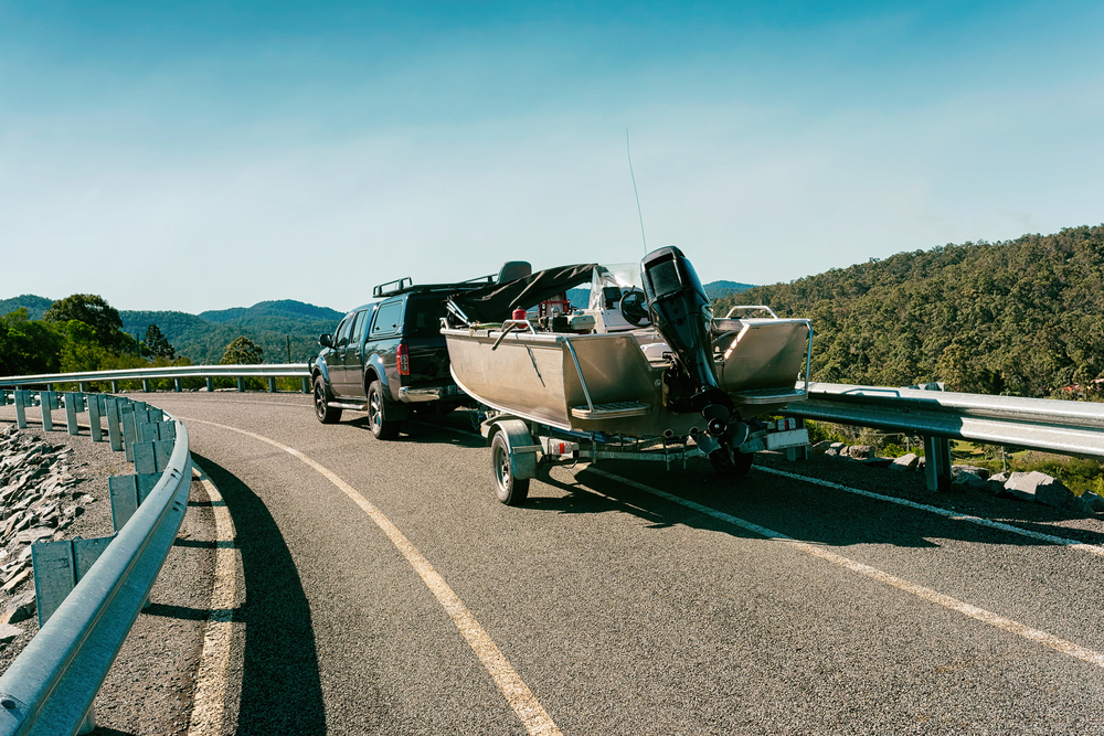 Boat trailering safety tips 