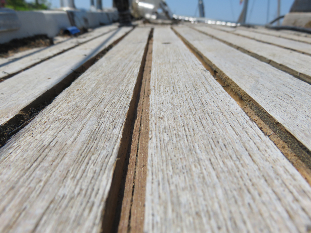 boat teak deck caulk replacing