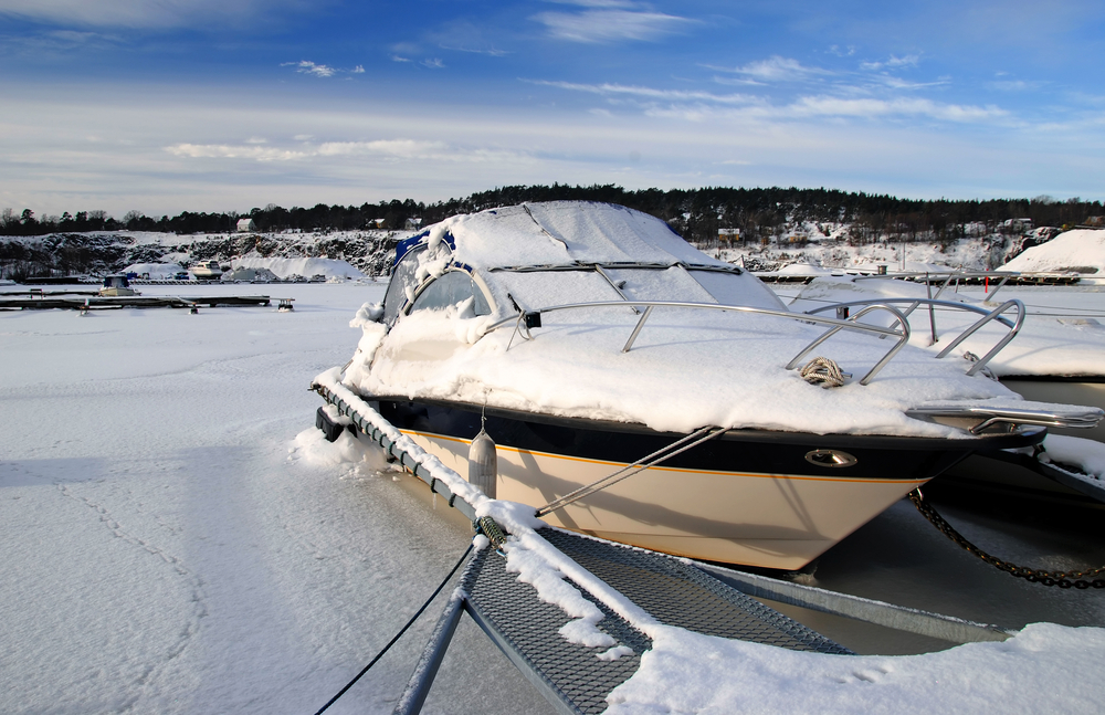 Winterize a boat tips