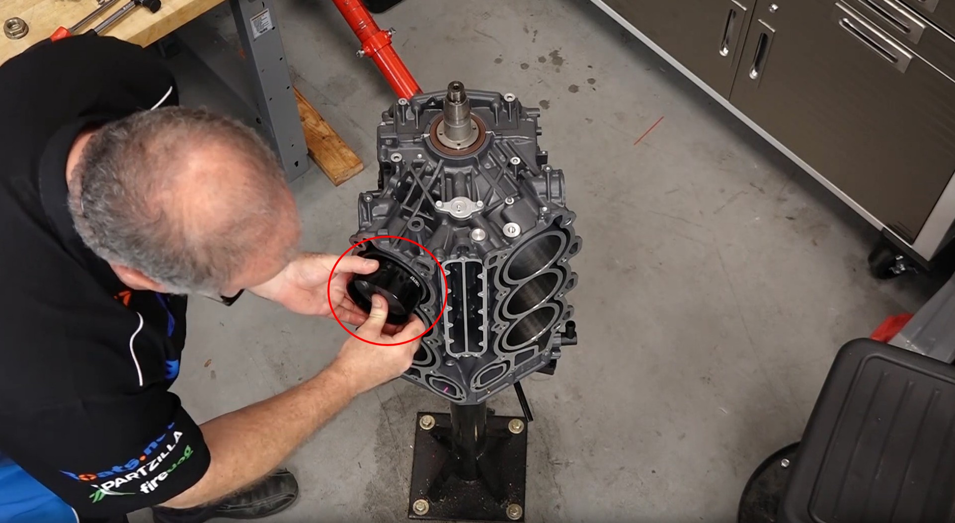 Yamaha F225TXRC bottom end engine rebuild